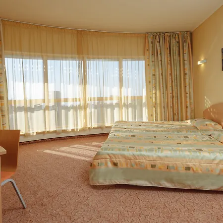 Atlas Hotell 4*