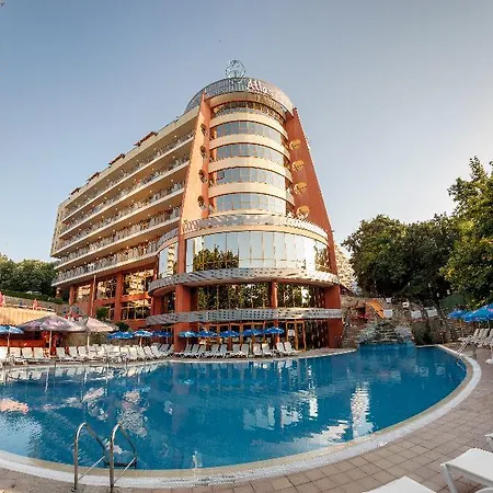 Atlas Hotell 4*
