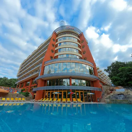 Atlas Hotell 4*
